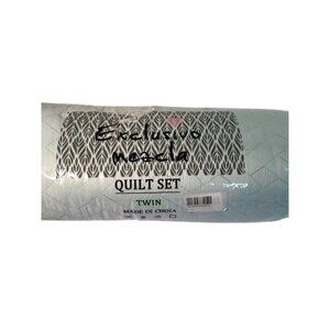 Exclusive Home Twin Quilt Set Light Blue